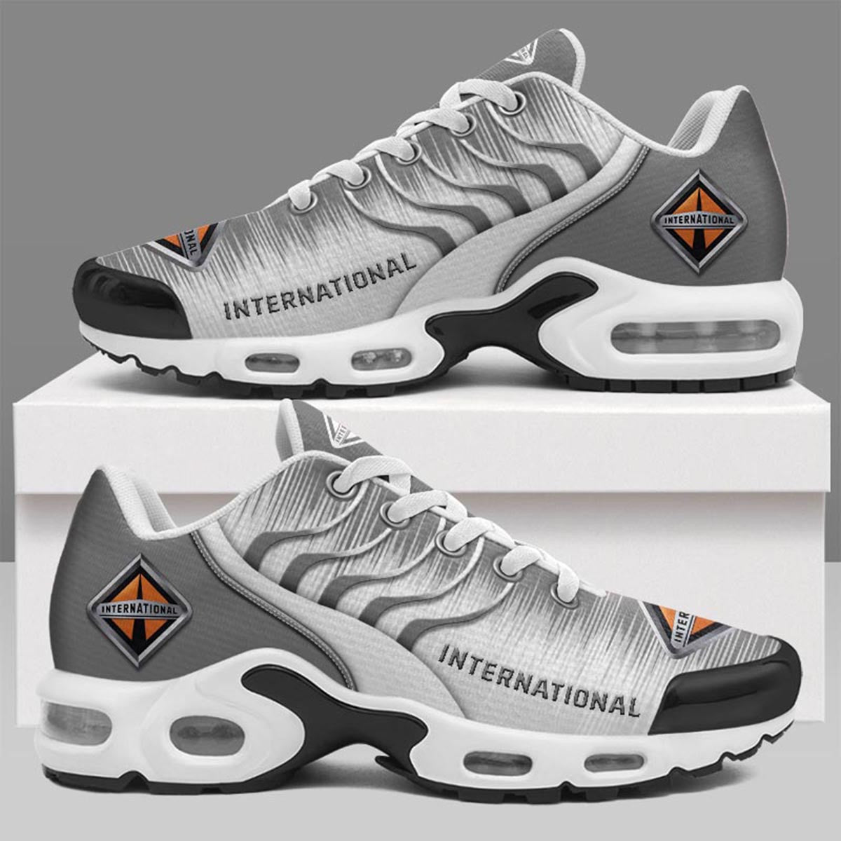 Ideafootwear International TN Shoes Sneakers For Men And Women