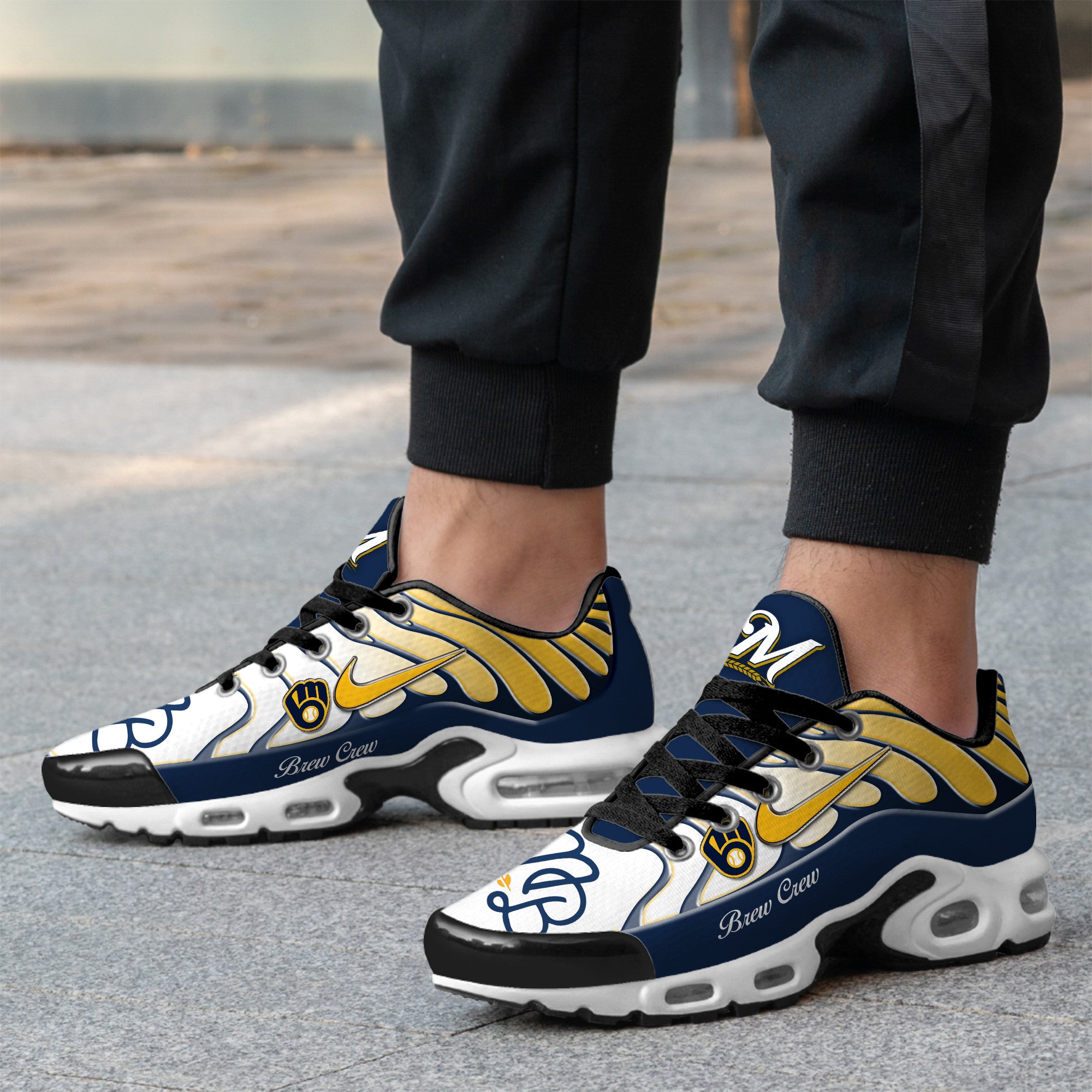 Ideafootwear Milwaukee Brewers TN Shoes Sneakers For Men And Women